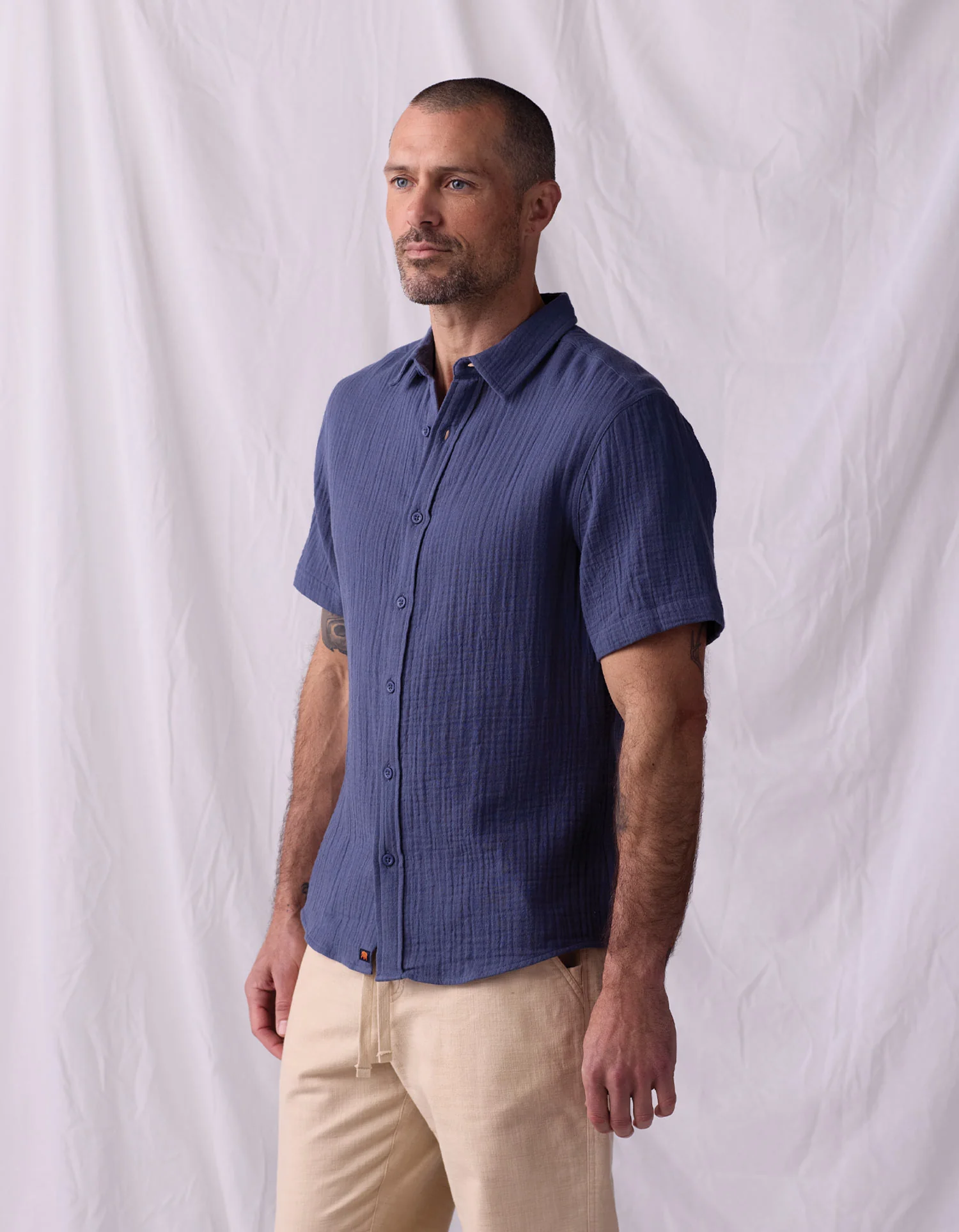Kalo Short Sleeve Button Up in Vintage Blue - Image 4